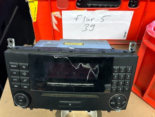 Original mercedes w203 radio - mercedes,